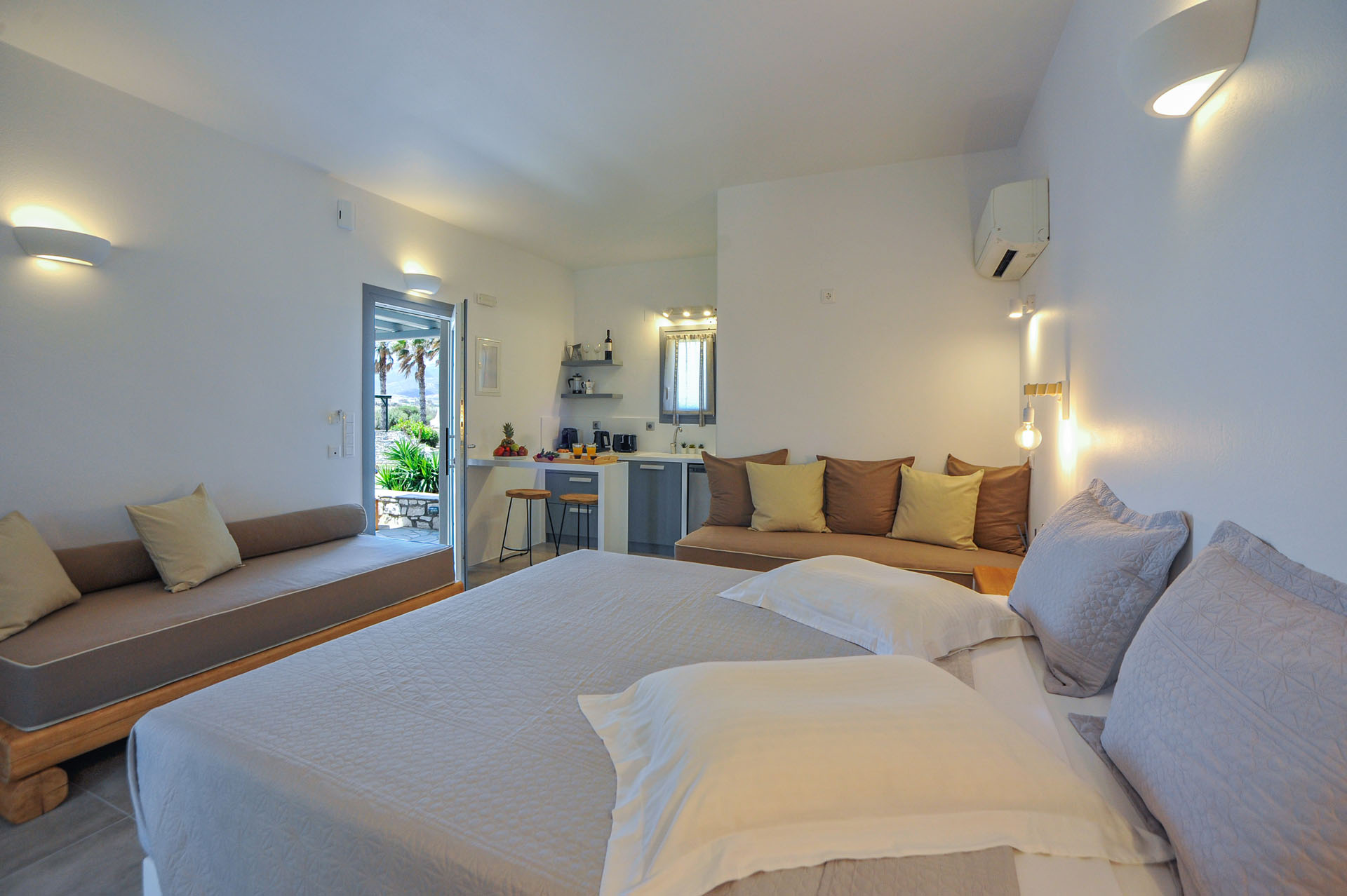 Paros Hotels
